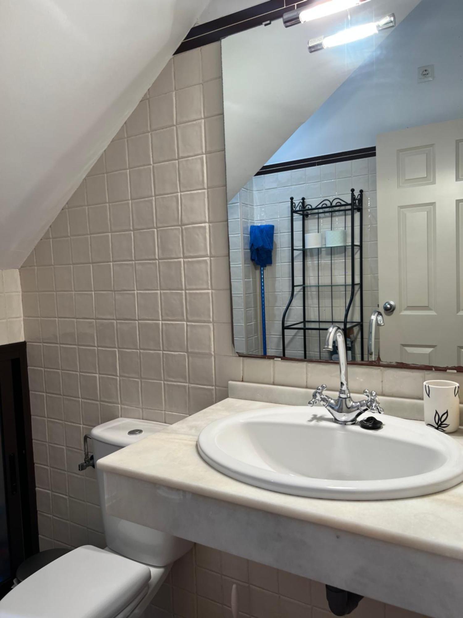 Apartamentos Sevilla Deluxe Rosales Los Rosales  Ngoại thất bức ảnh