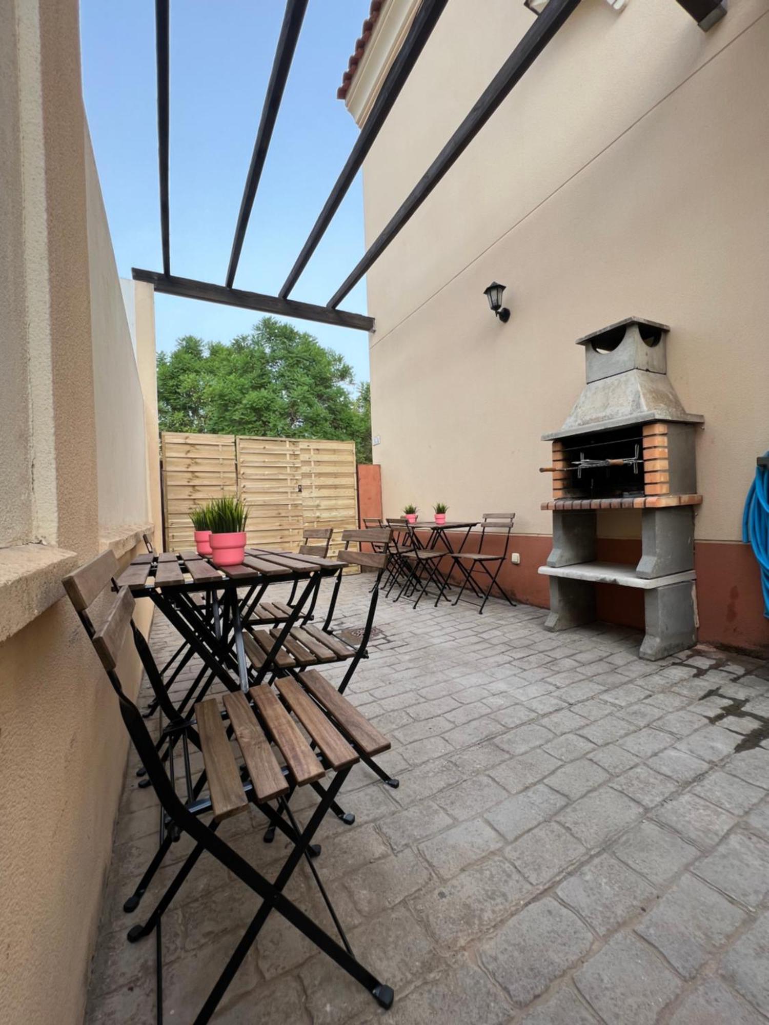 Apartamentos Sevilla Deluxe Rosales Los Rosales  Ngoại thất bức ảnh